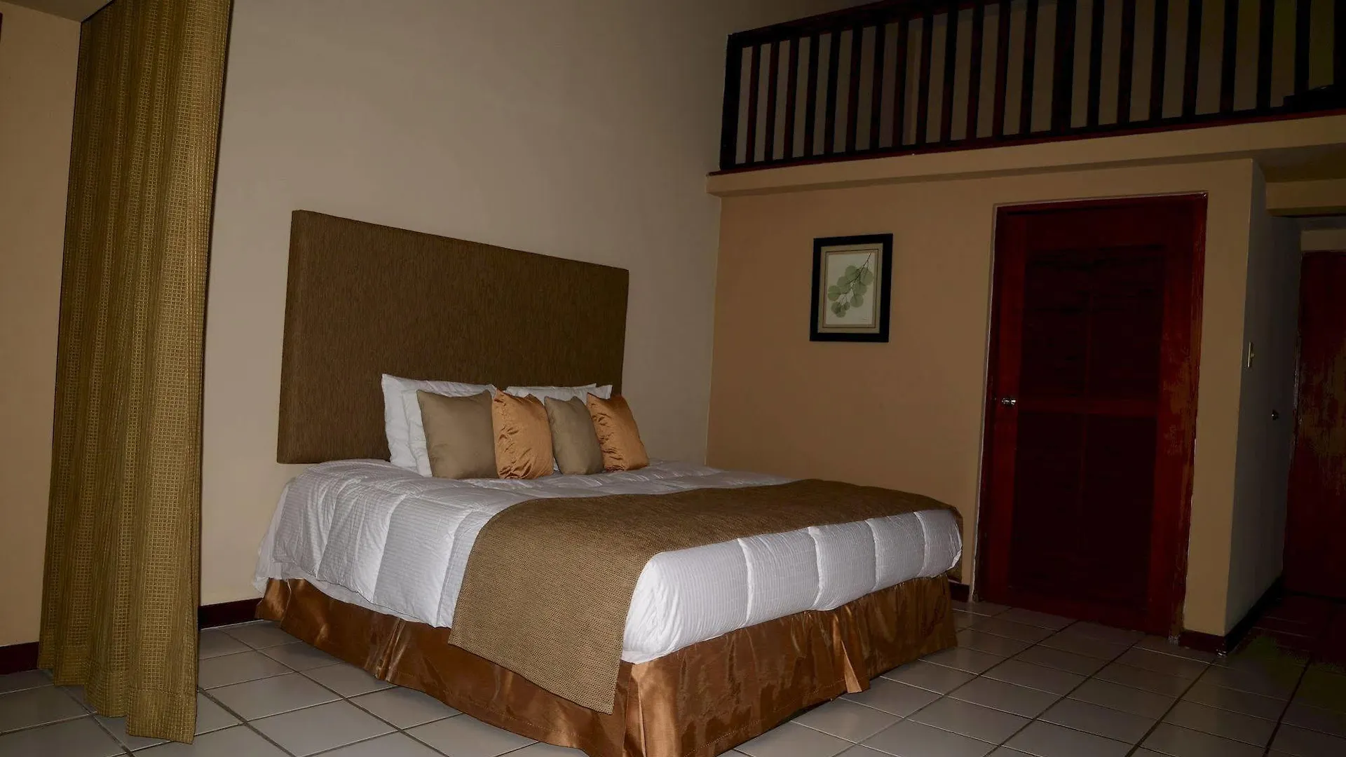לוקווילו Rainforest & Ocean View Inn At Carabali