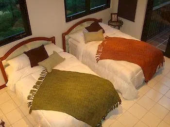 Rainforest & Ocean View Inn At Carabali Luquillo Porto Rico